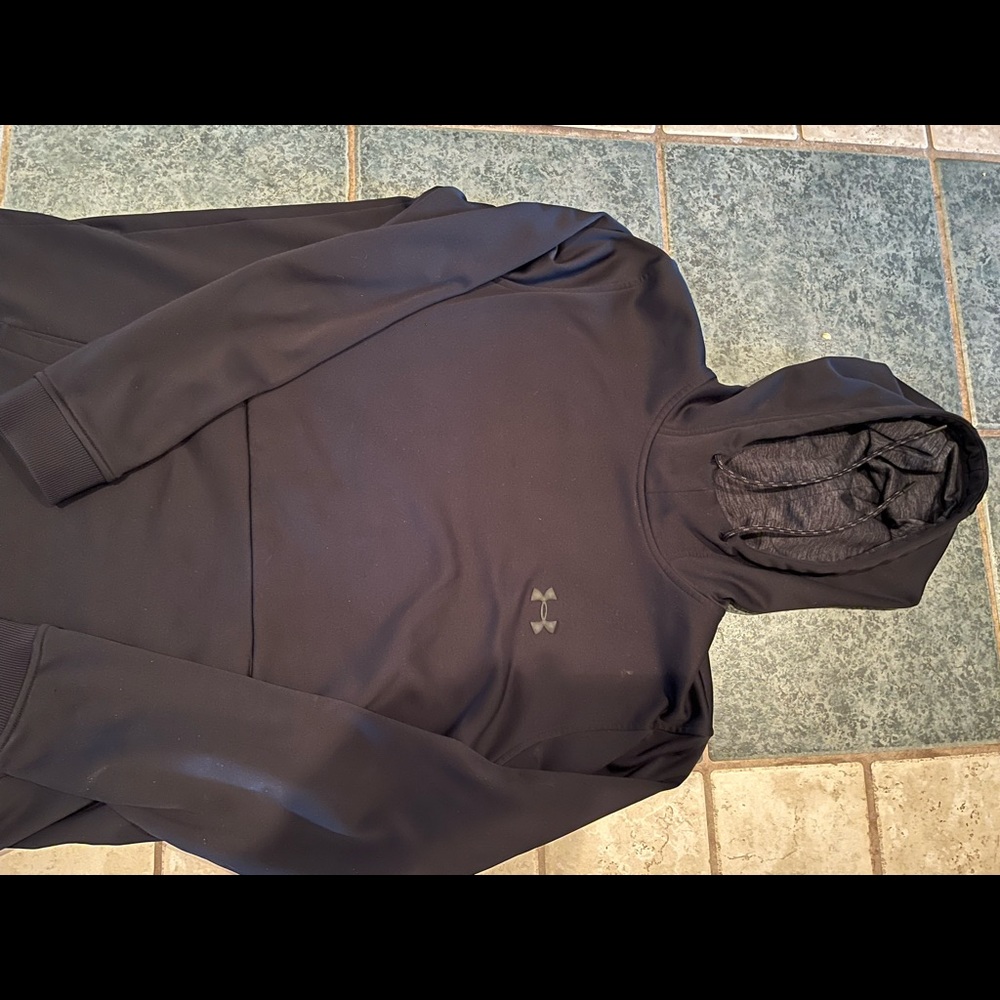Under Armor Size Large - image 2
